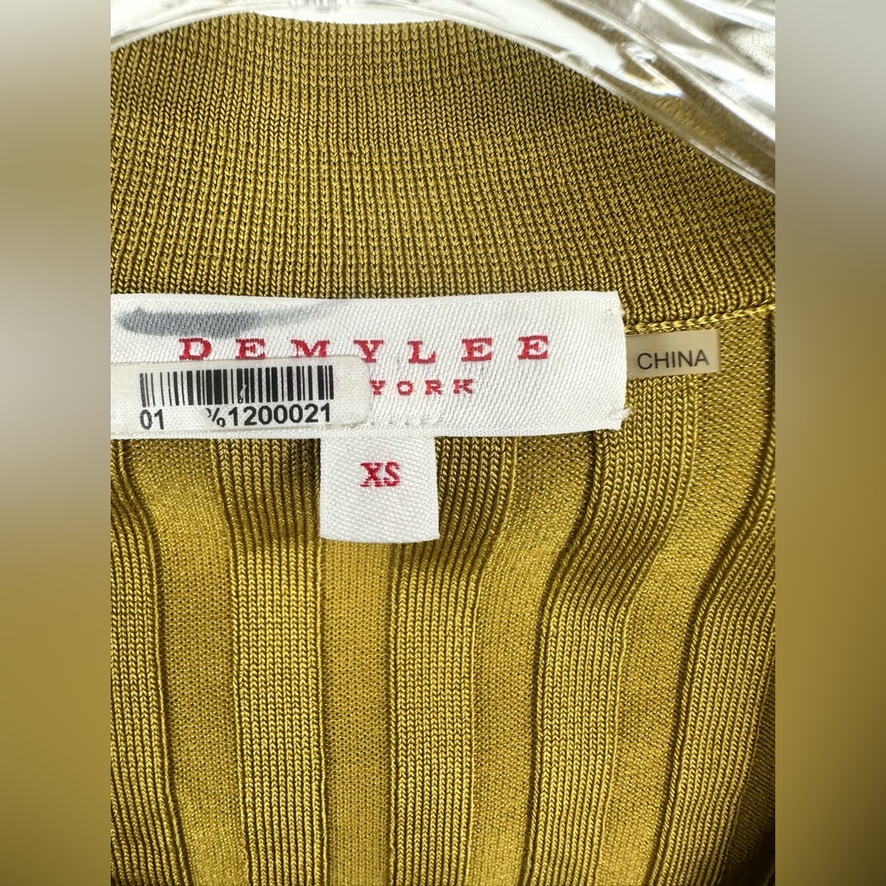 Demlyee Short Sleeve Shirt Collar Ribbed Top Buttons Womens XS | AD568 - Picture 2 of 5